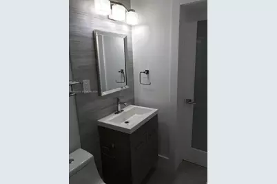 10450 SW 42nd Ter, Miami, FL 33165 - Photo 5