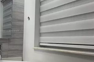 10450 SW 42nd Terrace, Miami, FL 33165 - Photo 15