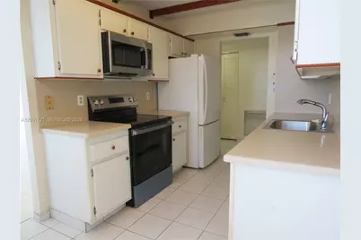 1200 NE Miami Gardens Dr #906W, Miami, FL 33179 - Photo 3