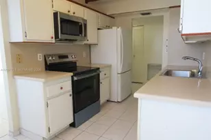 1200 NE Miami Gardens Dr, Miami, FL 33179 - Photo 3