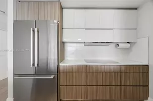 600 NE 27th St, Miami, FL 33137 - Photo 11