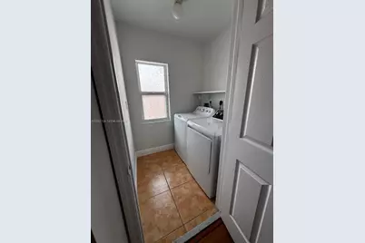 5988 SW 8th St #1, West Miami, FL 33144 - Photo 17