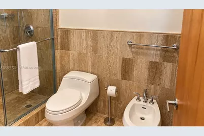 333 Whitethorn Dr, Miami Springs, FL 33166 - Photo 17