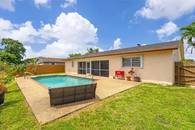 850 NW 79th Ave, Margate, FL 33063 - Photo 19