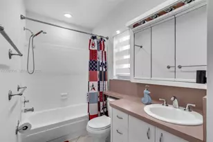 850 NW 79th Ave, Margate, FL 33063 - Photo 11