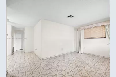 743 E 29th St, Hialeah, FL 33013 - Photo 3