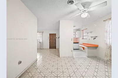 743 E 29th St, Hialeah, FL 33013 - Photo 5