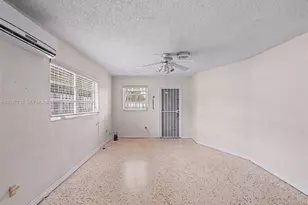743 E 29th St, Hialeah, FL 33013 - Photo 13