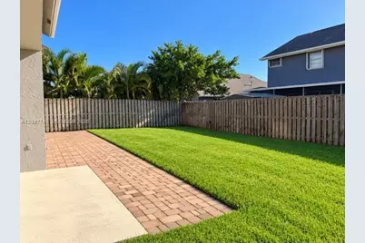 3260 NW 122nd Ave, Sunrise, FL 33323 - Photo 25