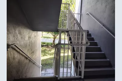 577 SW 111th Ln #204, Pembroke Pines, FL 33025 - Photo 5