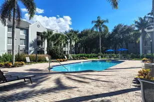 577 SW 111th Ln, Pembroke Pines, FL 33025 - Photo 3