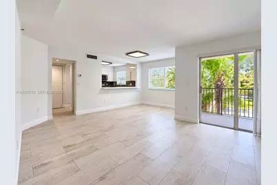 791 N Pine Island Rd #214, Plantation, FL 33324 - Photo 3