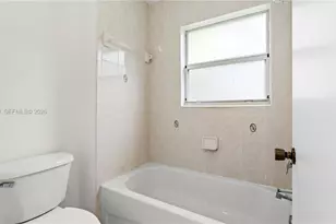 1685 SE 30th St, Homestead, FL 33035 - Photo 23