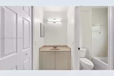1685 SE 30th St, Homestead, FL 33035 - Photo 25