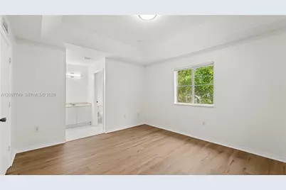 1685 SE 30th St, Homestead, FL 33035 - Photo 7