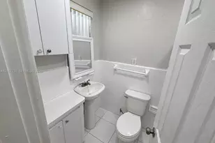 160 NW 62nd St, Miami, FL 33150 - Photo 11