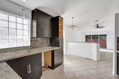 1014 Aspri Way, Riviera Beach, FL 33418 - Photo 23