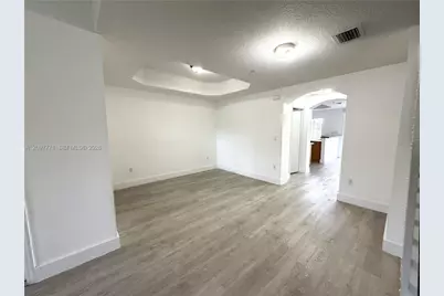 1088 SW 144th Ave #801, Pembroke Pines, FL 33027 - Photo 5
