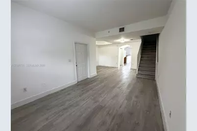 1088 SW 144th Ave #801, Pembroke Pines, FL 33027 - Photo 3