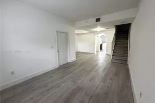 1088 SW 144th Ave, Pembroke Pines, FL 33027 - Photo 3