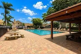 15705 W Waterside Cir, Sunrise, FL 33326 - Photo 17