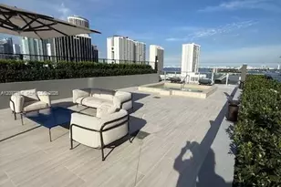 1400 Biscayne, Miami, FL 33132 - Photo 25