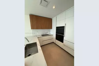 1400 Biscayne #2602, Miami, FL 33132 - Photo 11
