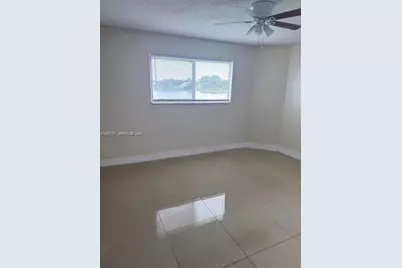 3425 NW 44th St #103, Oakland Park, FL 33309 - Photo 7