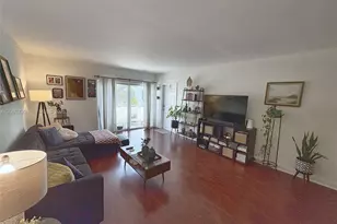 9280 Bay Harbor Terrace, Bay Harbor Islands, FL 33154 - Photo 3