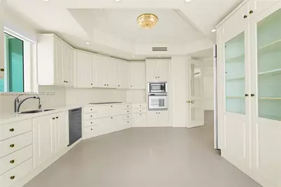 16051 Collins Ave #2901, Sunny Isles Beach, FL 33160 - Photo 11