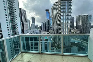 41 SE 5th St, Miami, FL 33131 - Photo 15