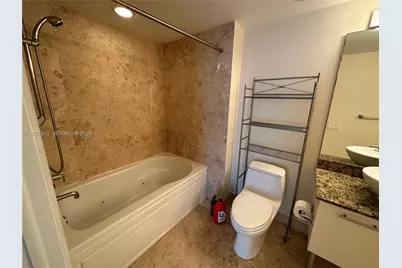 41 SE 5th St #1714, Miami, FL 33131 - Photo 11