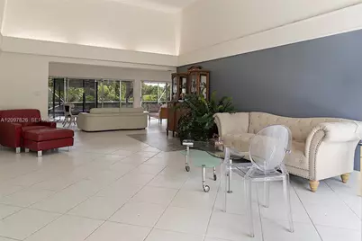 5010 Banyan Ln, Tamarac, FL 33319 - Photo 5