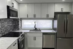 17021 N Bay Rd, Sunny Isles Beach, FL 33160 - Photo 5