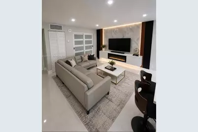 17021 N Bay Rd #814, Sunny Isles Beach, FL 33160 - Photo 1