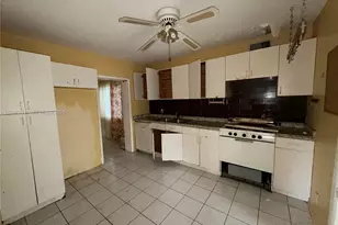 2703 Hayes St, Hollywood, FL 33020 - Photo 5