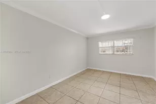 4933 Hollywood Blvd, Hollywood, FL 33021 - Photo 13