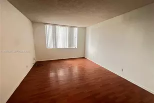 18151 NE 31st Ct, Aventura, FL 33160 - Photo 9