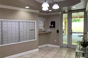 2475 NW 16th St Rd, Miami, FL 33125 - Photo 15
