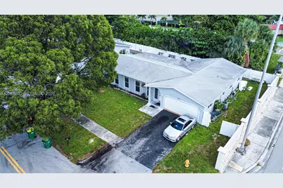 5600 NW 57th Way, Tamarac, FL 33319 - Photo 3
