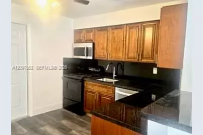 1283 NE 109th St, Miami, FL 33161 - Photo 7
