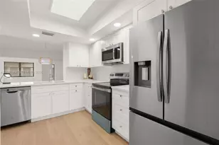 1563 SW 22nd Terrace, Deerfield Beach, FL 33442 - Photo 5