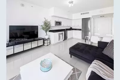 92 SW 3rd St #1908, Miami, FL 33130 - Photo 3
