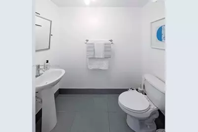 92 SW 3rd St #1908, Miami, FL 33130 - Photo 13