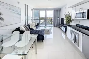 92 SW 3rd St, Miami, FL 33130 - Photo 5