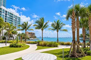 460 NE 28th St, Miami, FL 33137 - Photo 15