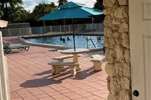 6930 Miami Gardens Dr, Hialeah, FL 33015 - Photo 23