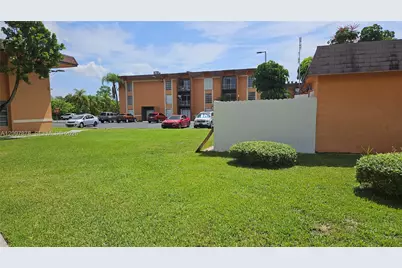 9477 SW 76th St #O2, Miami, FL 33173 - Photo 9