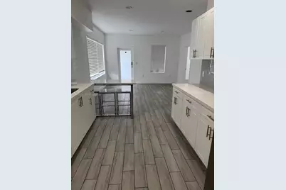 1152 NW 29th Ter, Miami, FL 33127 - Photo 3