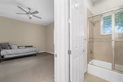 10640 Pegasus St, Davie, FL 33324 - Photo 41